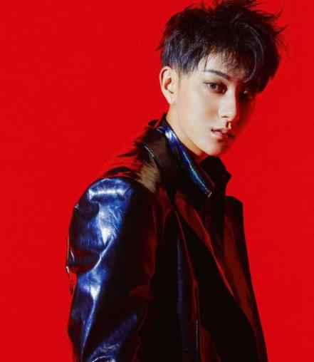 黄子韬新歌《不劳不获》上线 与GAI合作碰撞火花