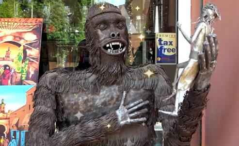 买完石头还要买“猩猩” 沈腾咋这么能“折腾”?