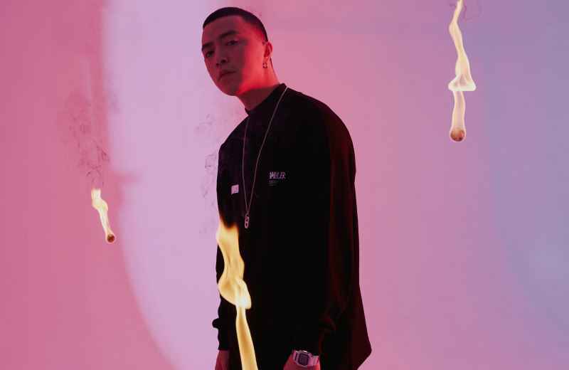 说唱导师 Jony J遇到最大难题,除了尴尬一笑别无他法