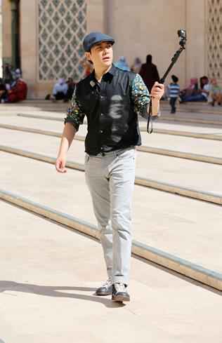 《旅途的花样》迎来首播 沈腾化身“副团长”玩转摩洛哥