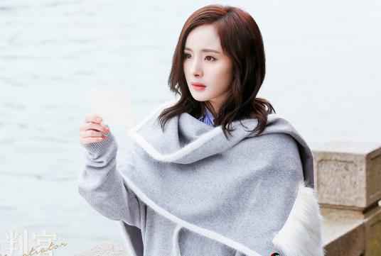 《谈判官》曝“白色梦幻”海报 杨幂黄子韬“绝地反击”