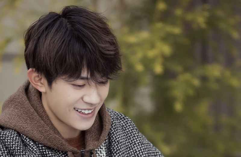 《朋友请听好》继续来袭，千玺自爆春节胖十斤，何老师回忆往事