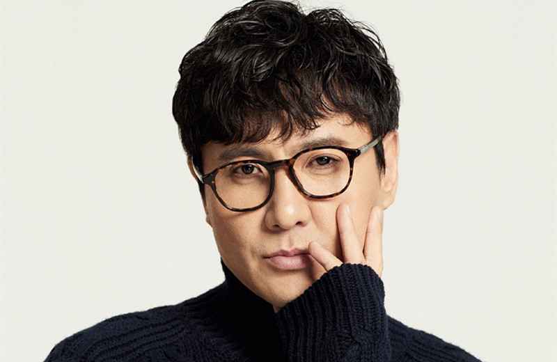 《王牌对王牌》蒙眼游戏惹爆笑，杨迪对敌下死手，沈腾吓得哆嗦成表情包