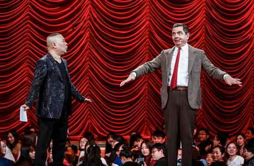 《欢乐喜剧人》总决赛全明星阵容 憨豆郭德纲同台