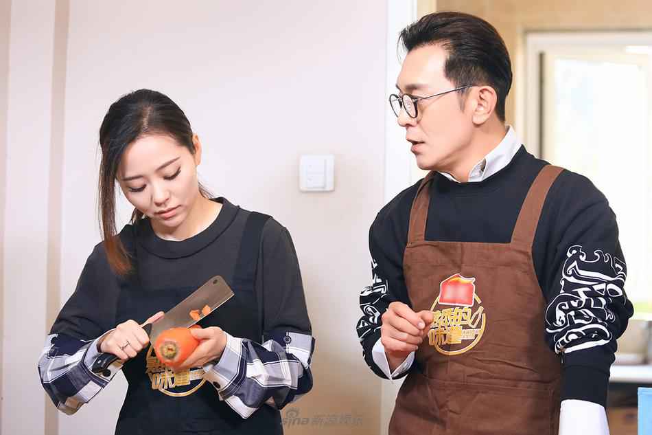 张靓颖竟是冷笑话大王？扬言要做“一锅小伙伴”