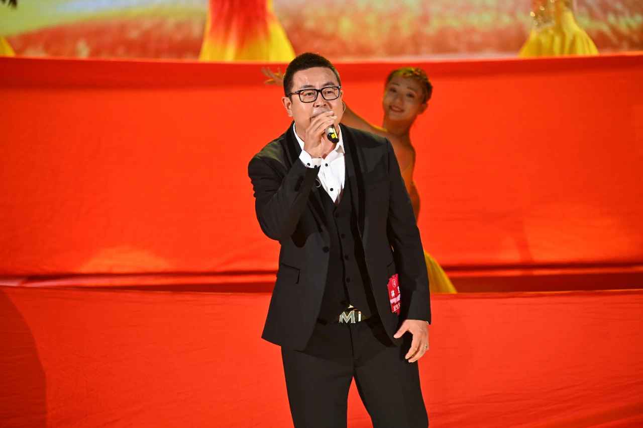 《星光大道》最新周赛来袭 歌手林军实力吸睛