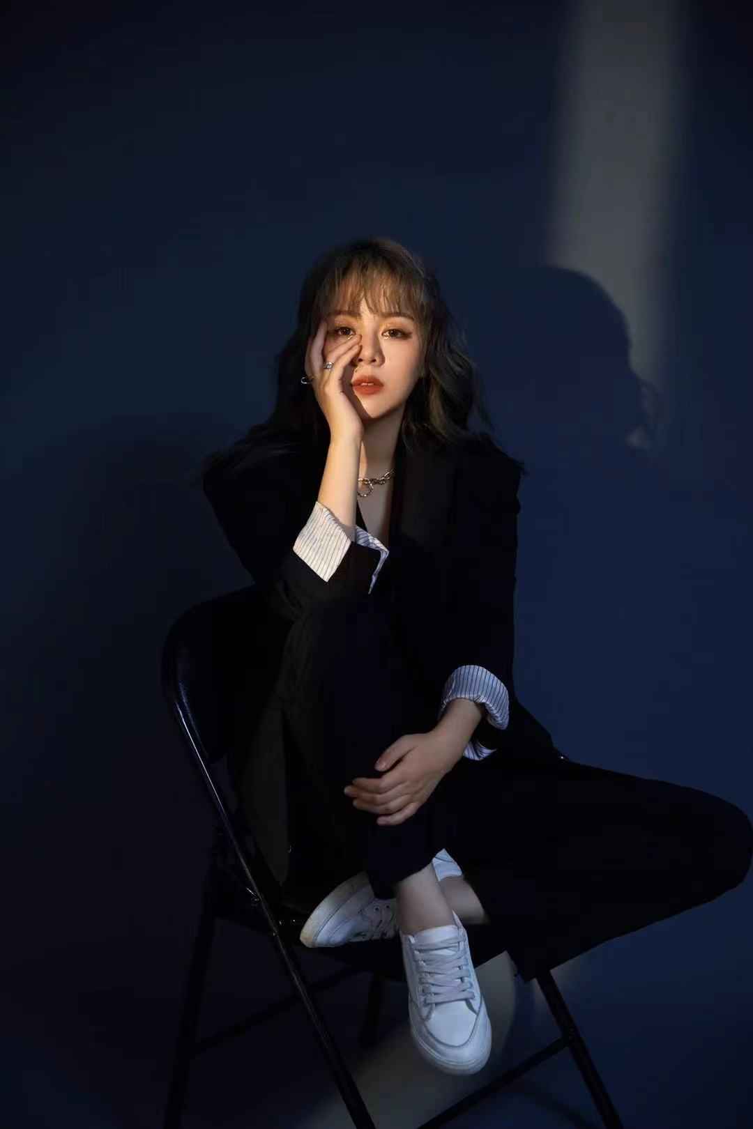 少城时代后天音乐签约制作人蔡俊辉首张EP《心跳》第一支单曲解锁