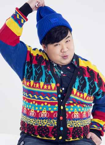 爱笑兄弟肥龙认真搞笑