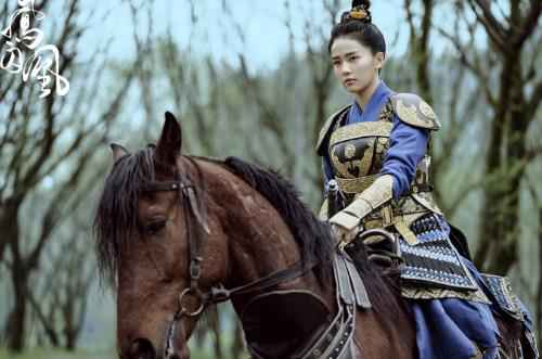 《凤囚凰》主题曲发布 感情缱绻隐透剧情