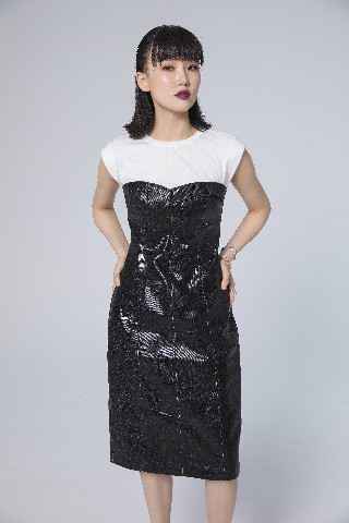 黄龄周深演唱会悉数售罄 携手打造天籁现场