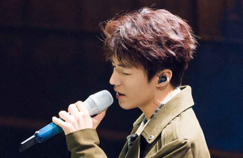 《我们的乐队》王俊凯谈年少成名，成长的道路压力非常不易