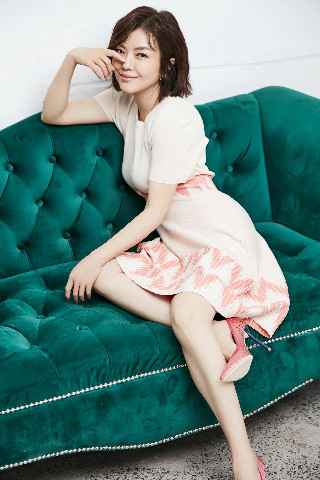 查可欣新专第二篇章继续解锁,新单惬怀演绎完美生活幻想曲