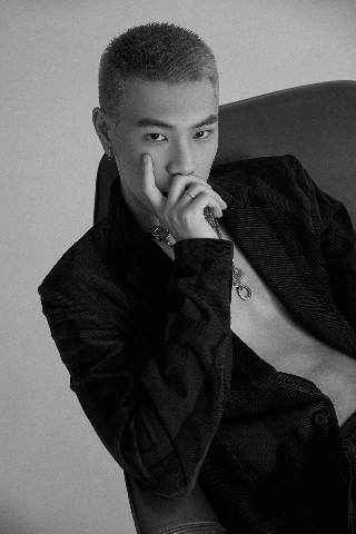 惊鸿易逝 情爱难得 高奇佑第二原创《在望像你》正式上线