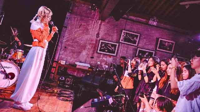 Jinx周君怡首秀舞台炸裂全场 说唱前辈马俊、歌手张天倾情助力