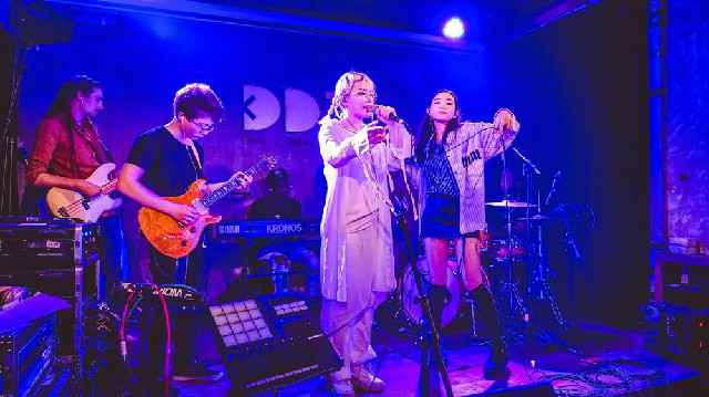 Jinx周君怡首秀舞台炸裂全场 说唱前辈马俊、歌手张天倾情助力