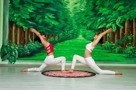 梵妮瑜伽-汗水下的美丽人生