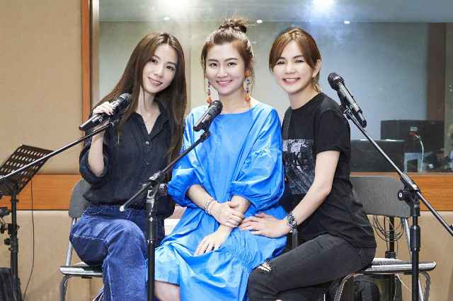 S.H.E唱《十七》庆十七周年 吴青峰感人词曲逼哭三人