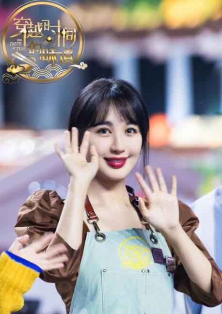 《穿越时间的味道》寻味家族被剔骨难倒,刘一帆传授何泓姗鸡翅“整形法”