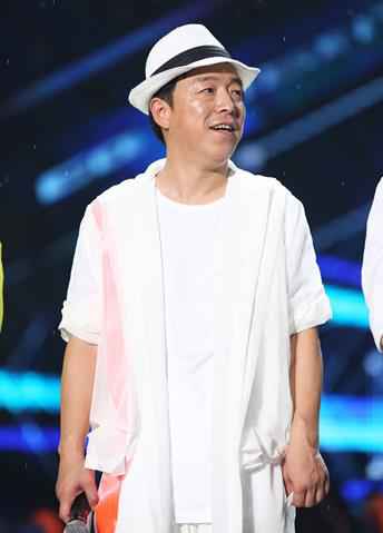 黄渤《极挑》与哈林同台飙歌 新编《水手》被赞神曲