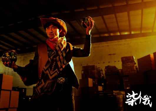 《柒个我》首曝先导预告 张一山七重人格上演“戏精的诞生”