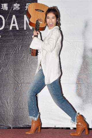 瑞玛席丹首场签售会台北开跑 新专《你知不知道》音源内地上线在即