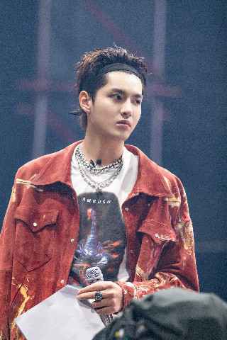 吴亦凡：音乐上面的竞技都是良性竞技