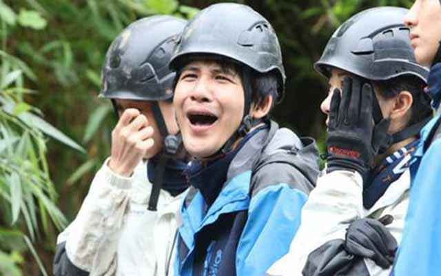 薛之谦斗舞甩出增高垫 祖蓝小宝争演葫芦娃