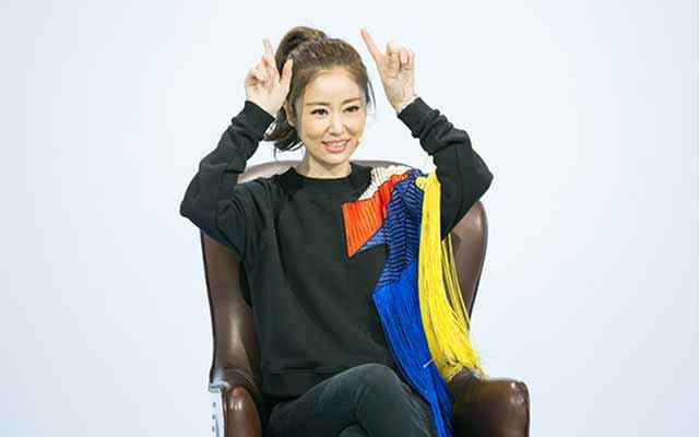 林志玲镂空装走秀 林心如:喜欢有酒庄的男人