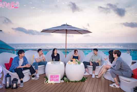 《我们恋爱吧》朱正廷心疼南方,“沉默cp”再互投