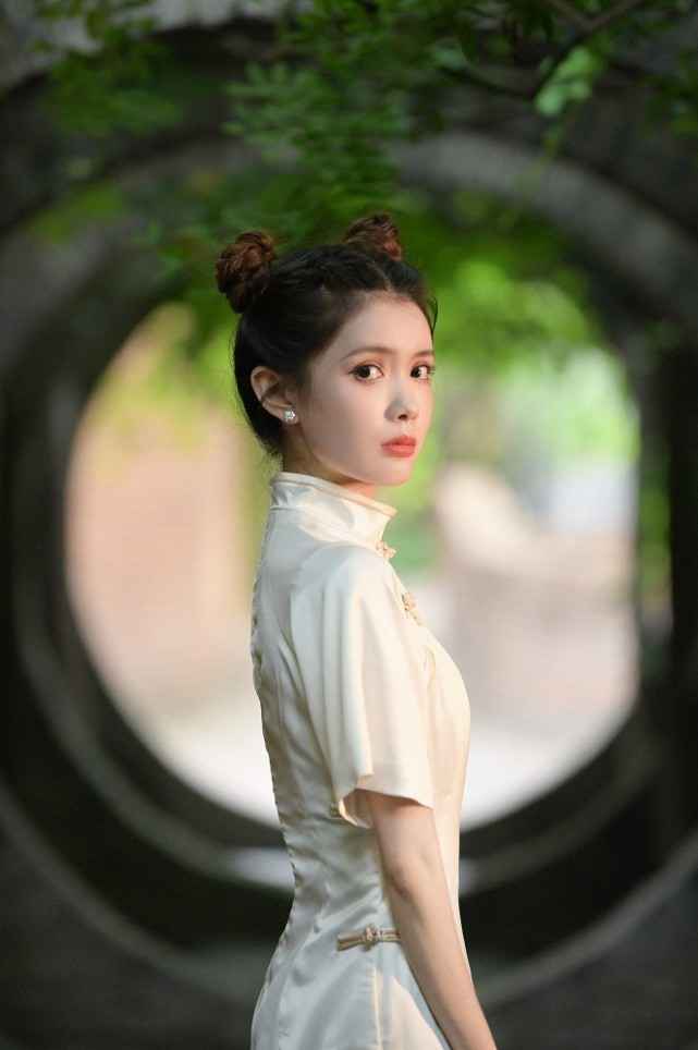 张童欢首支单曲《蓝色童话》浪漫上线