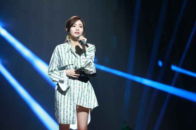 《金曲捞》刘惜君唱《笔记》 共叙追梦年代“励志回忆录”