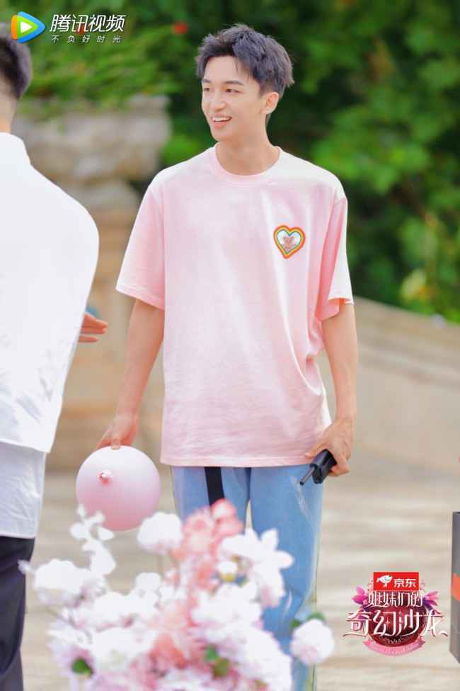 《姐妹们的奇幻沙龙》用真情实感打动人心