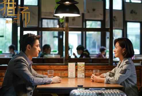 万茜温馨视频晒产女幸福 荧幕霸屏获明星组团祝福