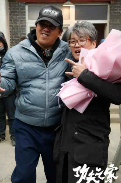 系列功夫喜剧《功夫之家》杀青 梁天沈羽倩再现胡同文化弘扬武术精神