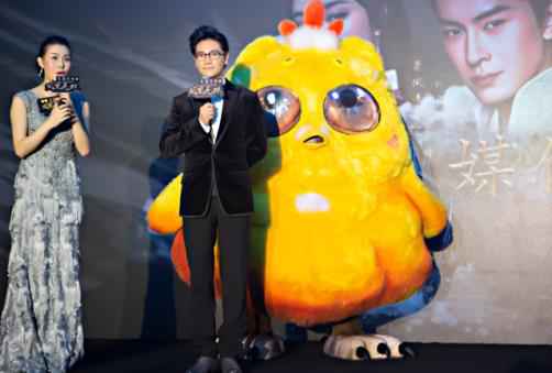 《天泪传奇之凤凰无双》首创VR-媒体粉丝答谢会 王丽坤郑元畅丁子峻解读“双重身份”