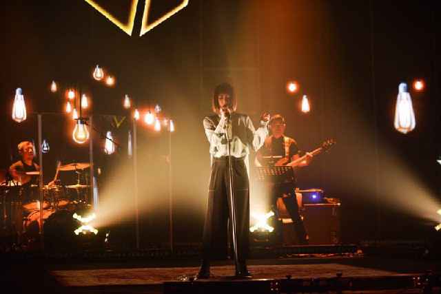 谢春花《大事发声》吐露音乐历程 动情演绎诗意曲目