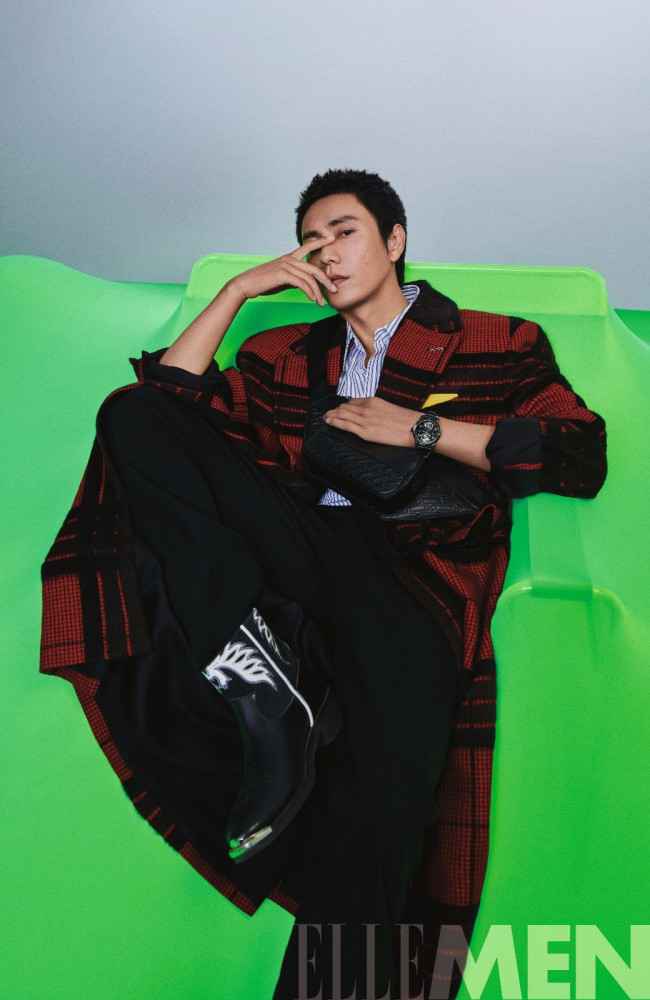 陈坤《ELLEMEN》十月刊封面释出