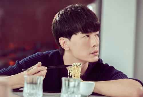 郑元畅化身行走的画报 《乔安你好》硬核"菜单"挖人