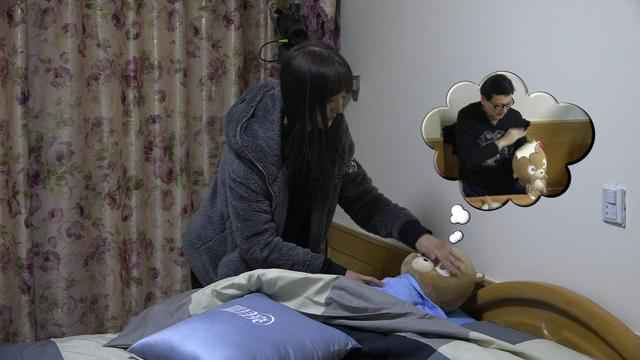 郑爽同老爸情人节“虐狗” 共度浪漫二人世界