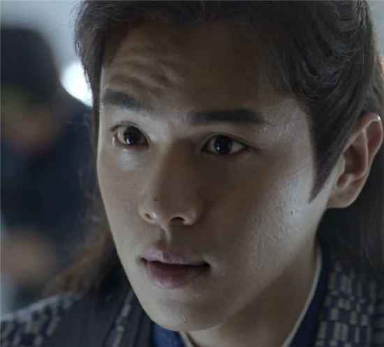 为什么观众觉得范闲和太子二皇子长得像?范闲真是庆帝儿子吗?