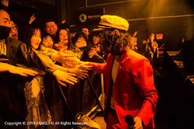 马赛克巡演已过半,将前往上海成都等各站解锁更多舞美玩法