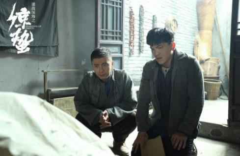 孙信宏与多位年轻演员同台飙戏 低调沉稳释放专业魅力