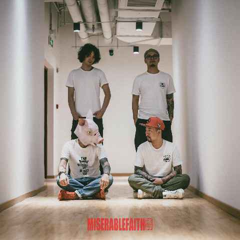 痛仰《Wolves Ay We》奏响狼队英超战歌 摇滚与狼并肩同行