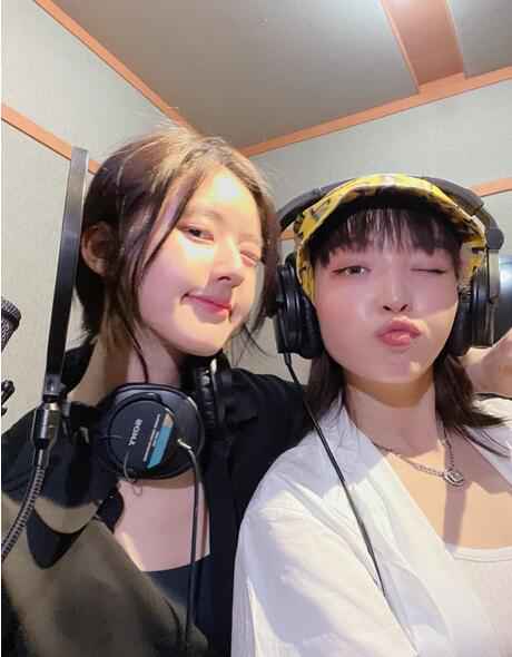 梦幻联动！VaVa毛衍七、赵露思抒情说唱单曲《仲夏夜之梦》上线