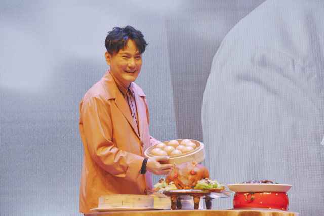 张信哲“未来式”巡回演唱会-广州站票房大卖提前庆功