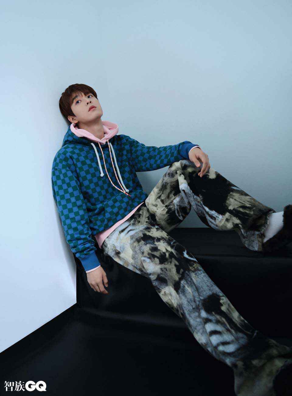 吴宇恒卫衣穿搭获好评 新剧《嘿，你大事很妙》即将播出