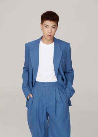 心喜文化三周年主题曲《在晴朗的日子里歌唱》上线 风华正盛耀眼远方