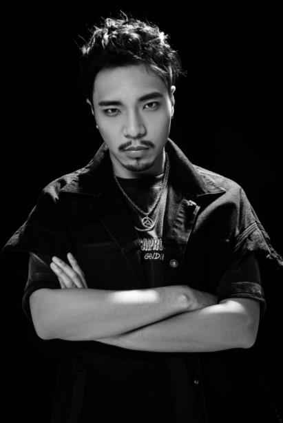 OG回炉重造?龙井说唱孙骁成《中国新说唱》选手