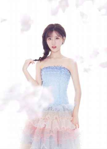 浪漫情意诉说喜欢 陈意涵Estelle全新EP首发单曲《一点点》甜蜜上线