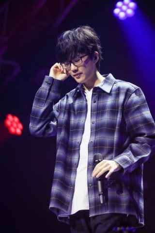 太合X小度“AI音乐现场”迎来许嵩 解锁全新单曲《温泉》首唱